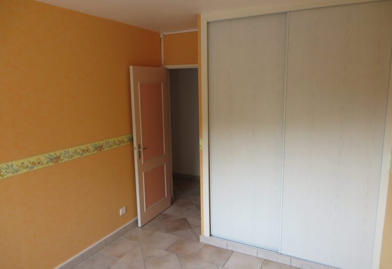 1752219018634_Chambre 1 bis.JPG